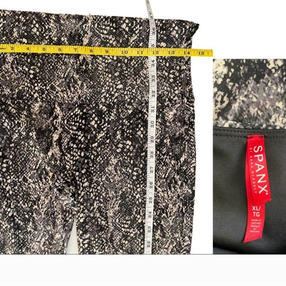 Snakeskin Spanx leggings - Picture 3 of 5